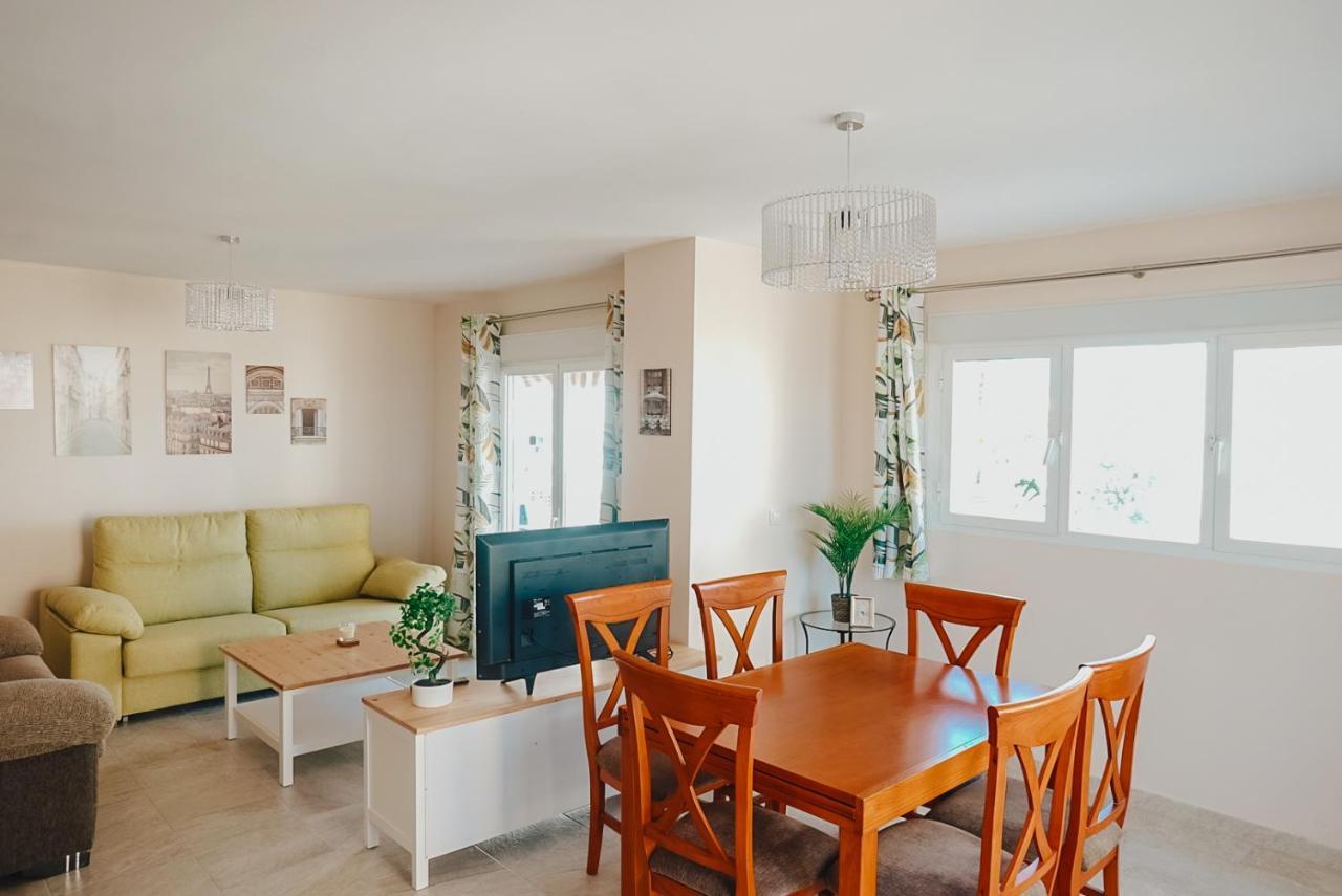 Ferienwohnung Amplio Con Vistas Al Mar Y Piscina En Benalmádena Exterior foto