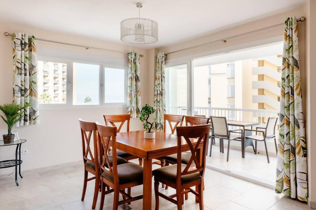Ferienwohnung Amplio Con Vistas Al Mar Y Piscina En Benalmádena Exterior foto