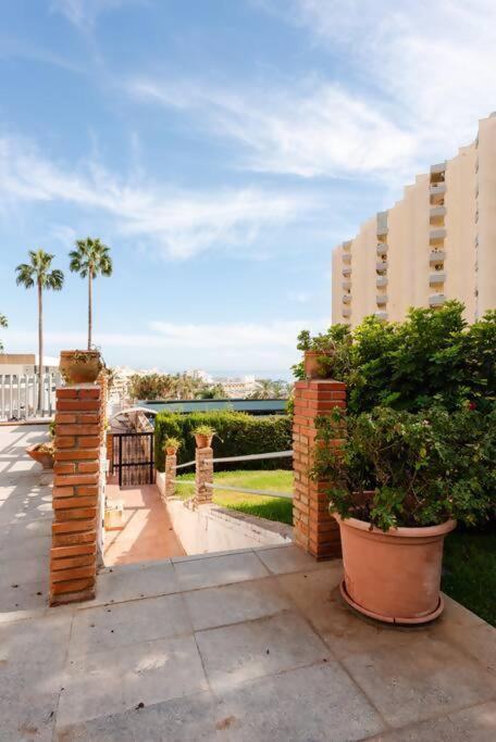 Ferienwohnung Amplio Con Vistas Al Mar Y Piscina En Benalmádena Exterior foto