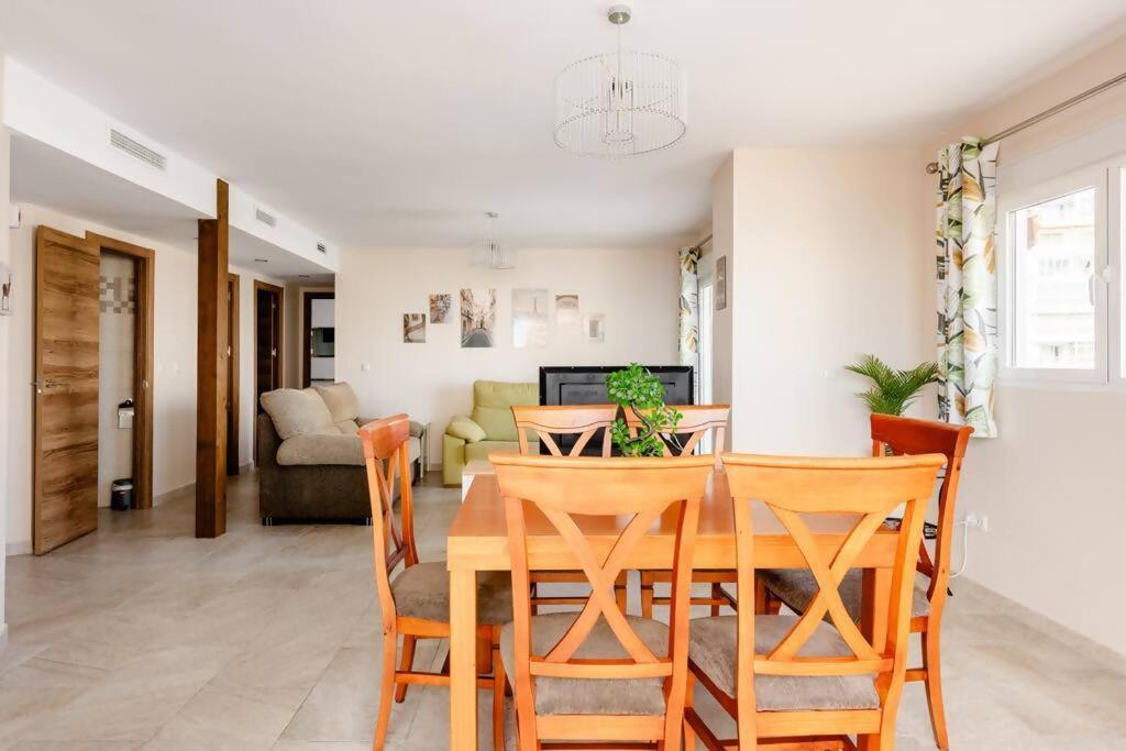 Ferienwohnung Amplio Con Vistas Al Mar Y Piscina En Benalmádena Exterior foto