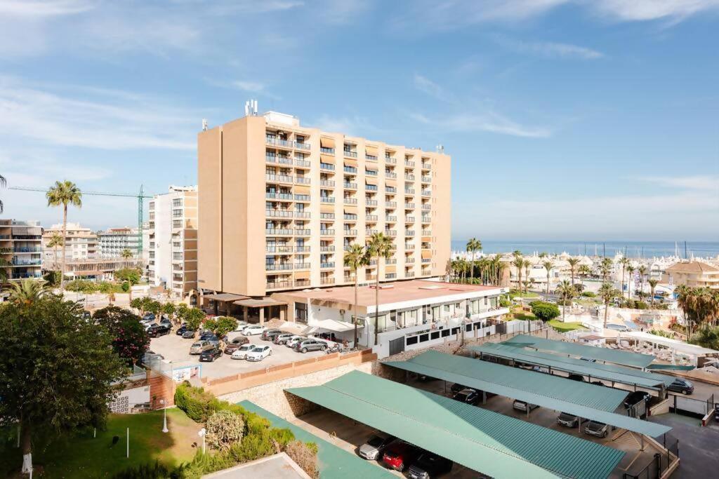 Ferienwohnung Amplio Con Vistas Al Mar Y Piscina En Benalmádena Exterior foto